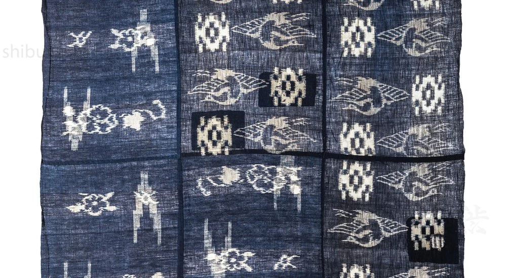 Japanese Antique  Kasuri Indigo Futon Cover | 3 Panel Bed Cover, Duvet | Indigo, Resist Dye Cotton | Crane, Floral Motif - Image 7