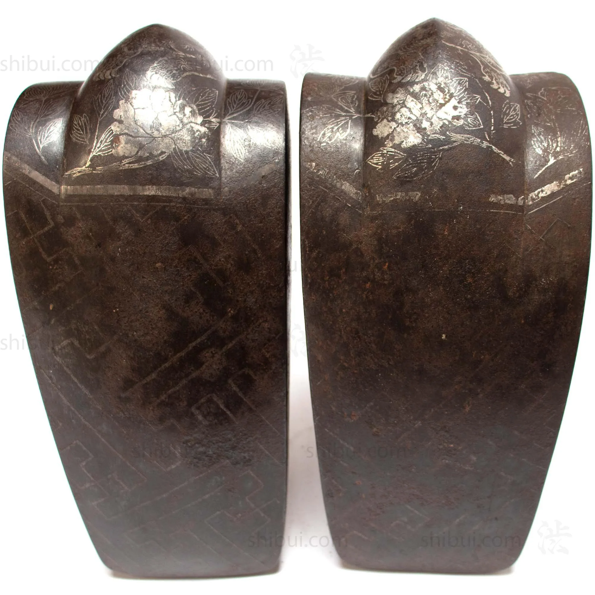 Abumi Stirrups with Inlaid Silver Shishi Motif - Image 6