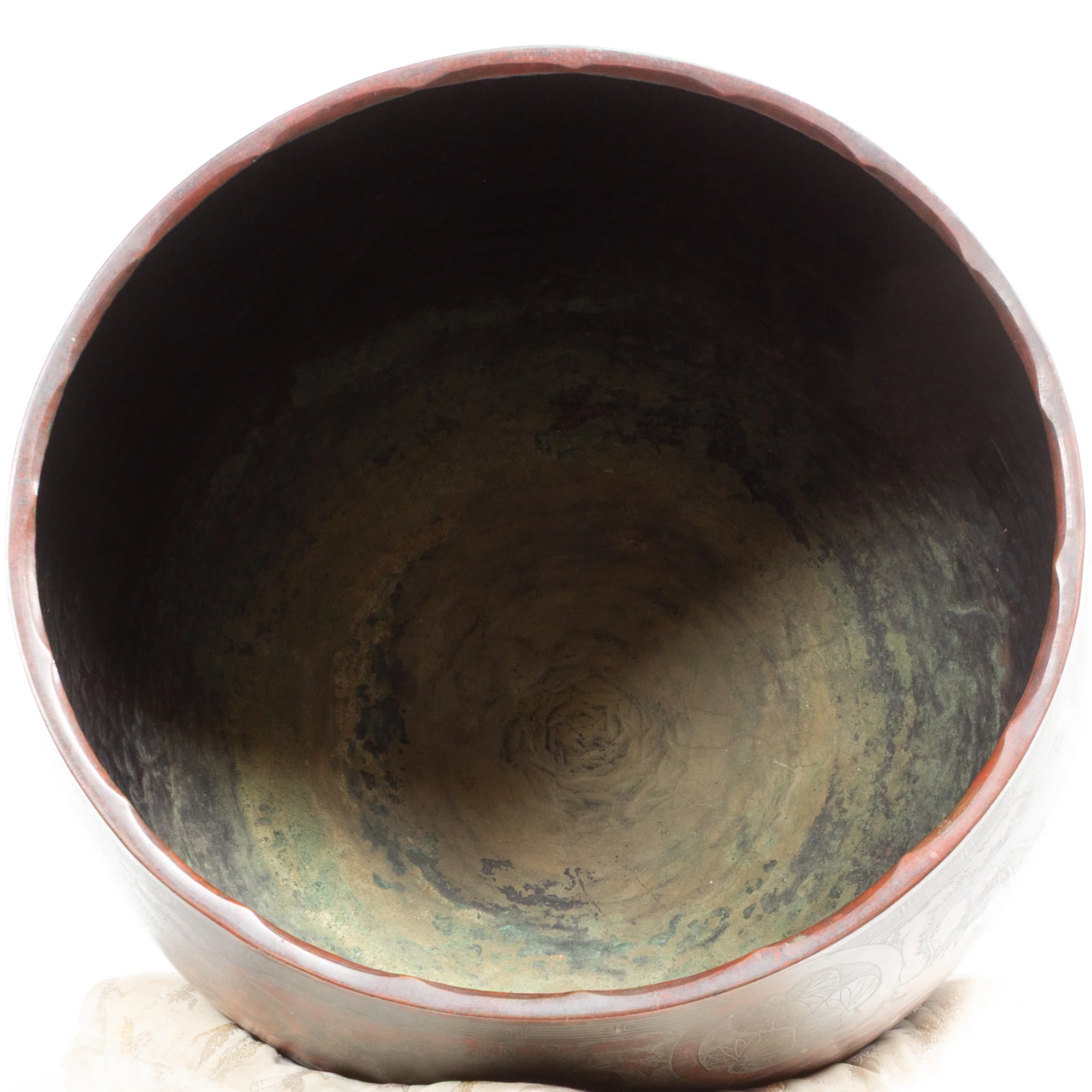 Large Orin Buddhist Bell | Tokugawa Family Crest and Dragon - Image 10
