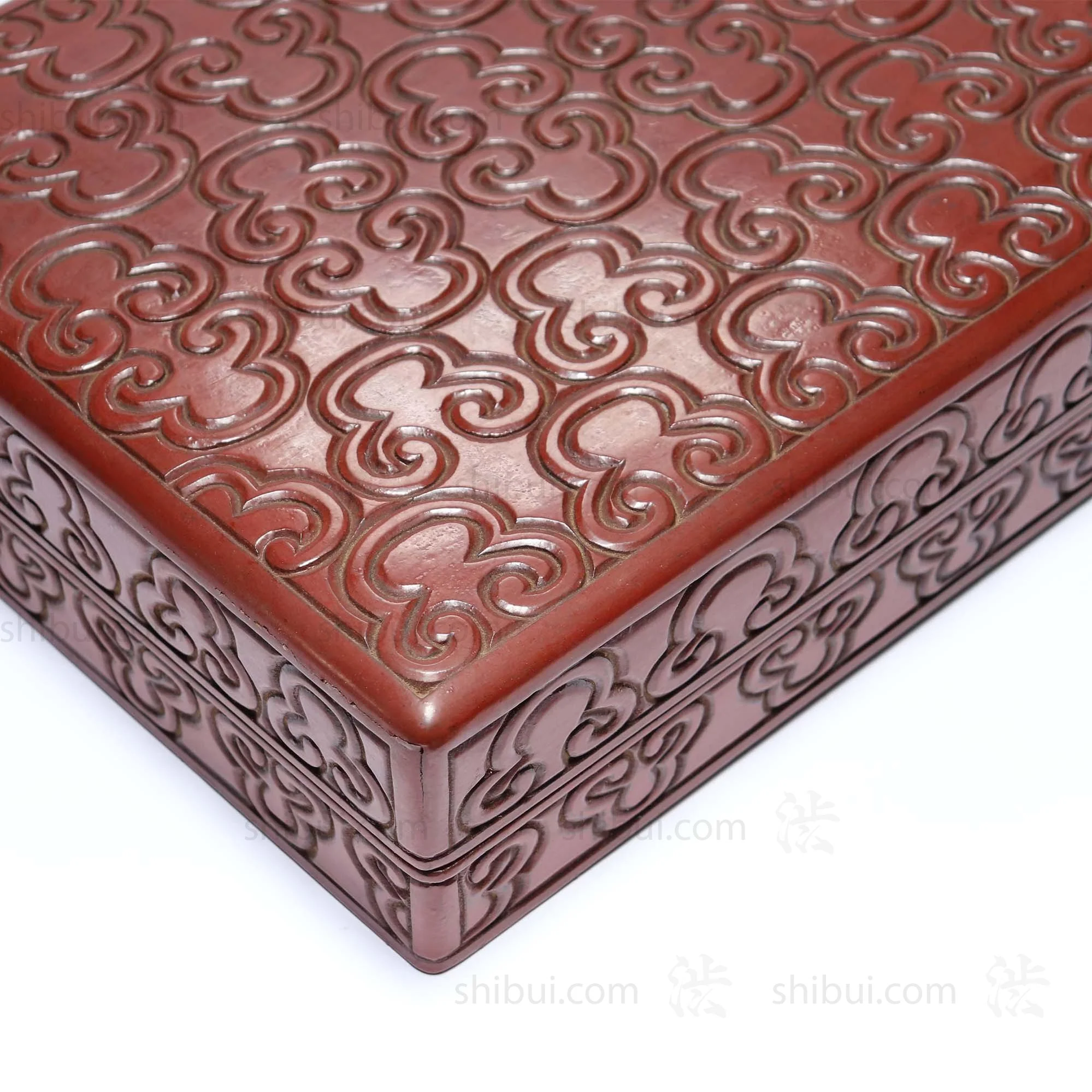 Large Kamakura Carved Lacquer Letter Box from Japan - Image 2