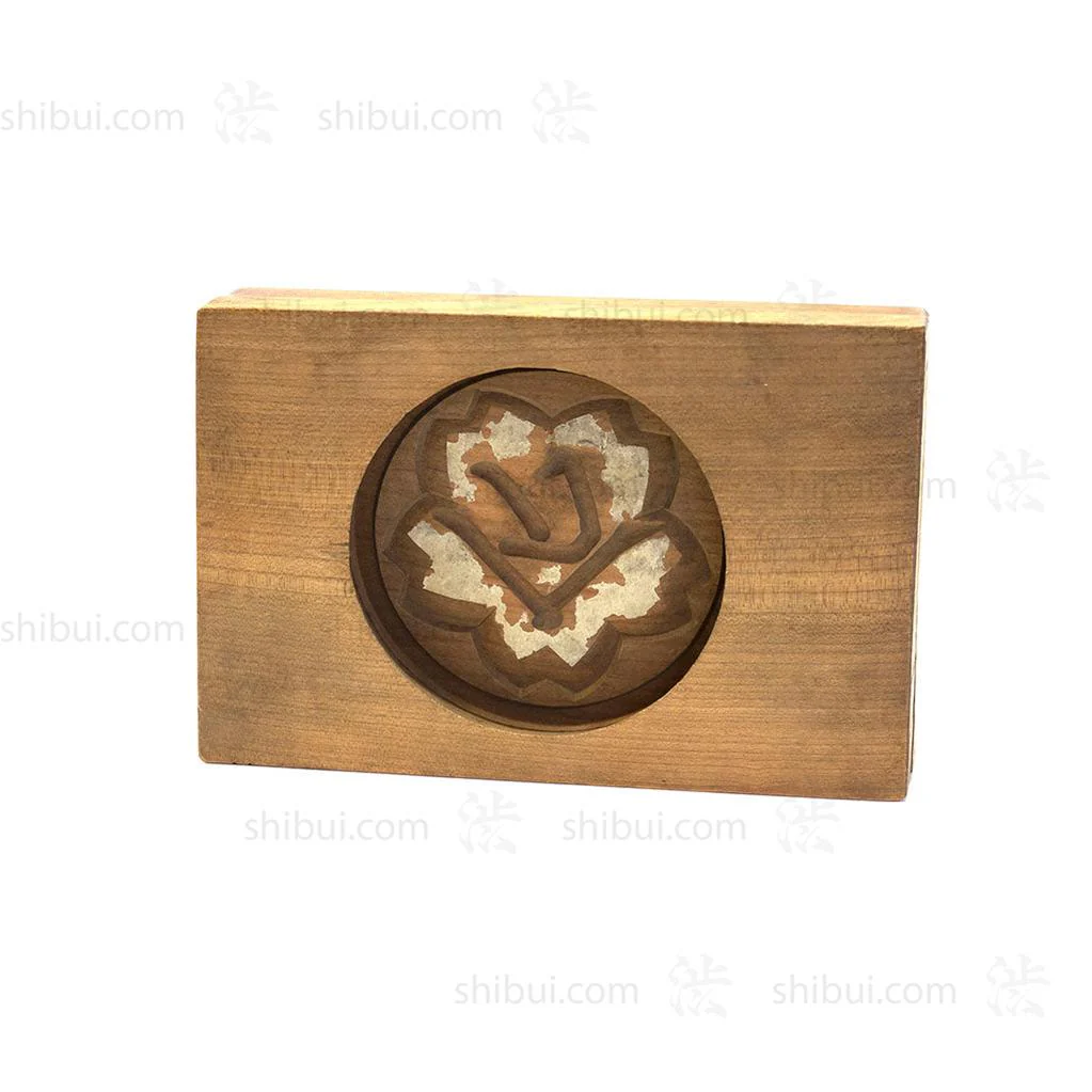Cherry Wood Kashigata - Candy Mold