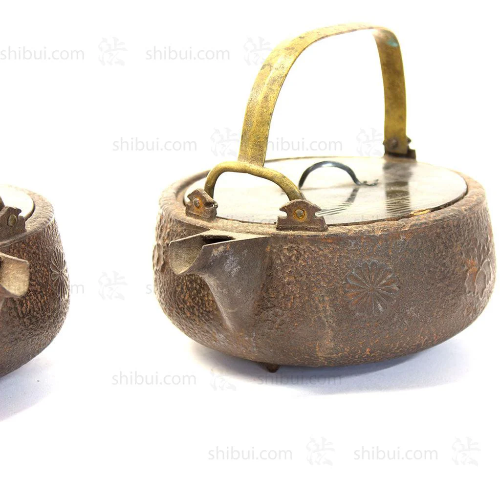 Choshi Sake Ewers - Image 9