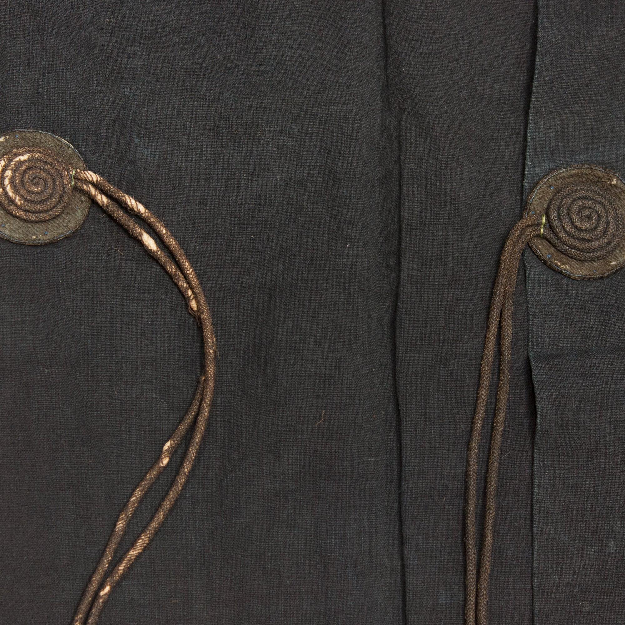 Dochugi Traveling Coat with Katazome Interior - Image 3