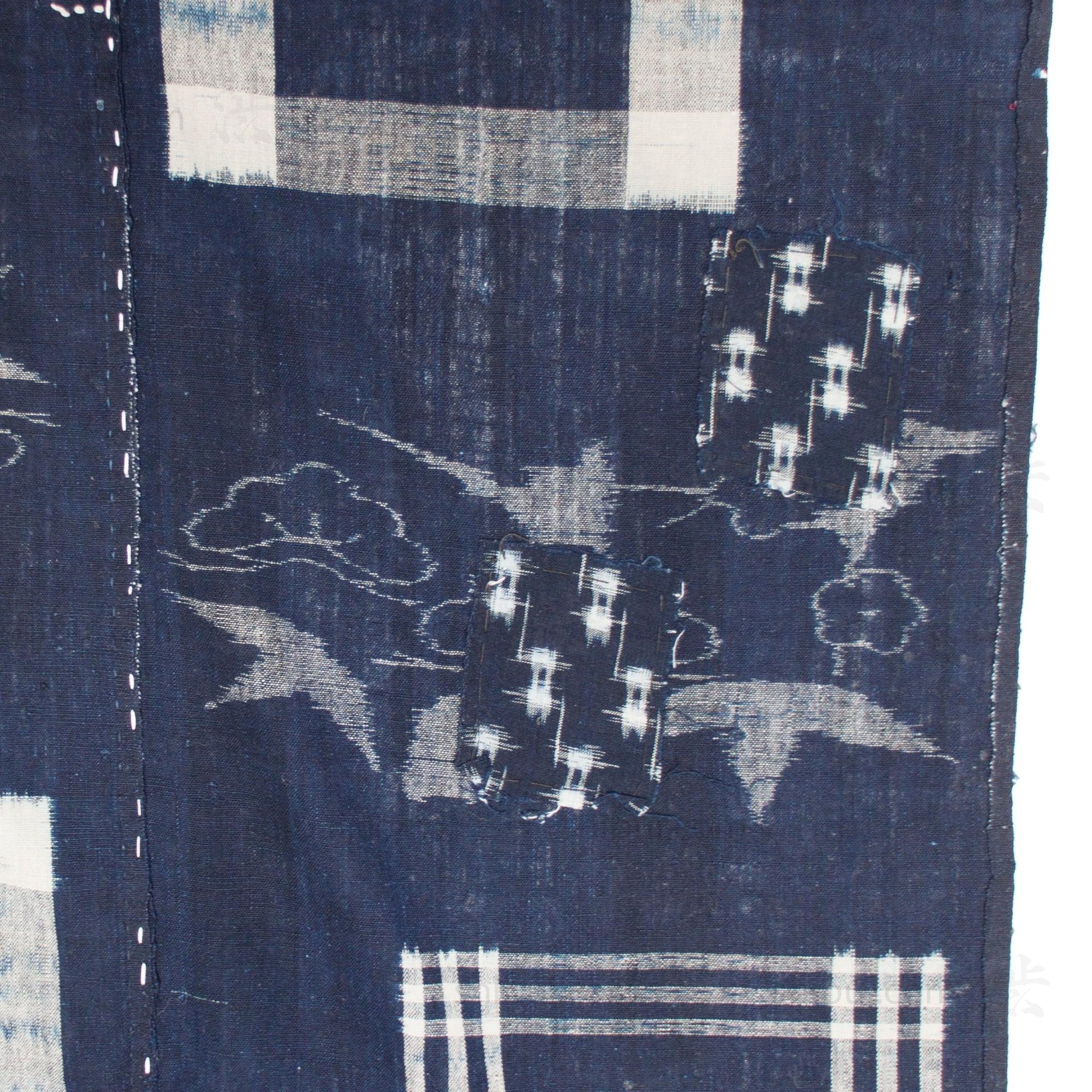Handwoven Kasuri Futon Cover with Sho Chiku Bai Motif - Image 3