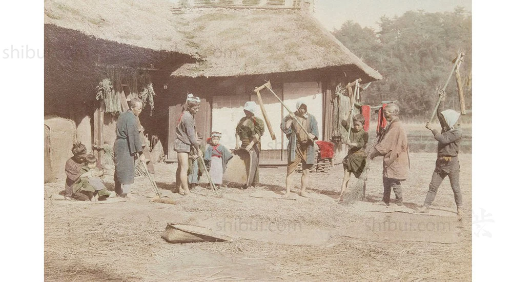 Hand-tinted Meiji Era Photograph | Rice Threshers | Japanese Antique Photography | Albumen Photography | Japanese Decor - Image 2