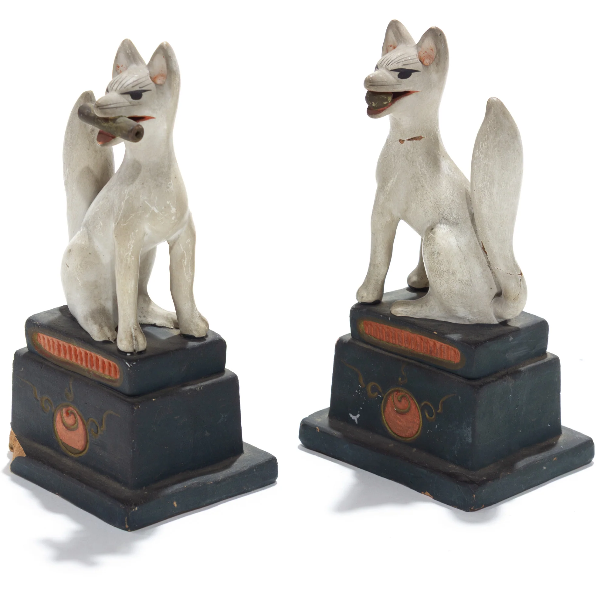 Inari Foxes |  Sacred Kitsune Porcelain Figure Pair - Image 2