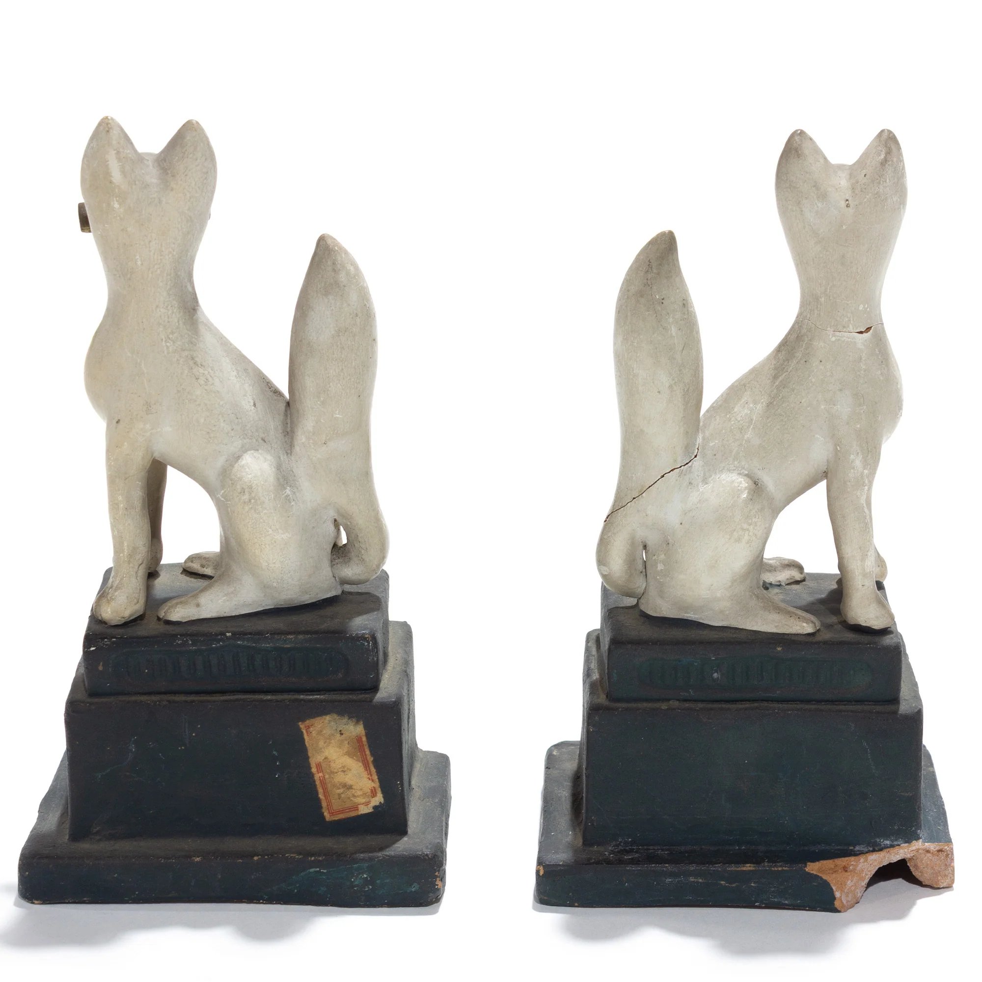 Inari Foxes |  Sacred Kitsune Porcelain Figure Pair - Image 4