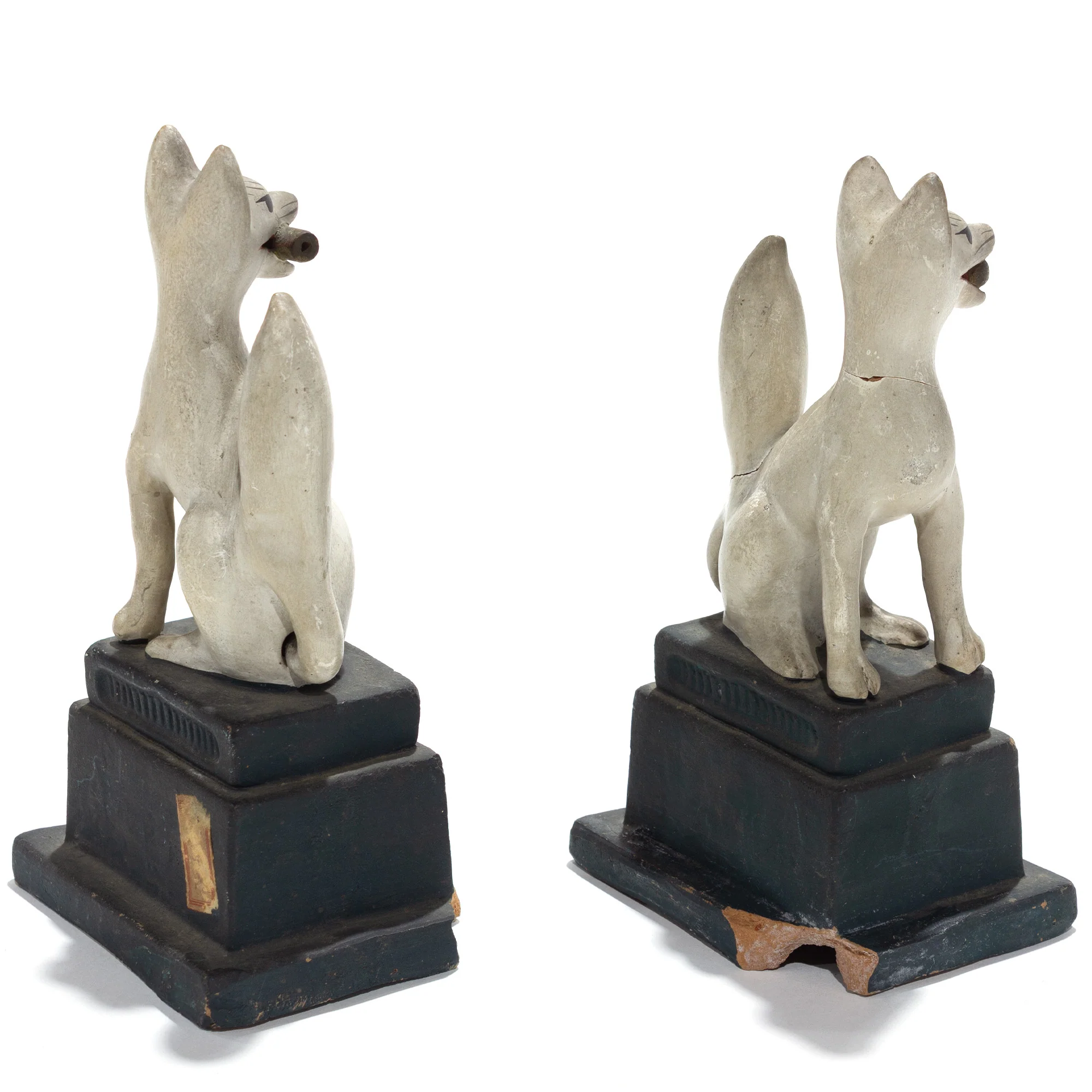 Inari Foxes |  Sacred Kitsune Porcelain Figure Pair - Image 5