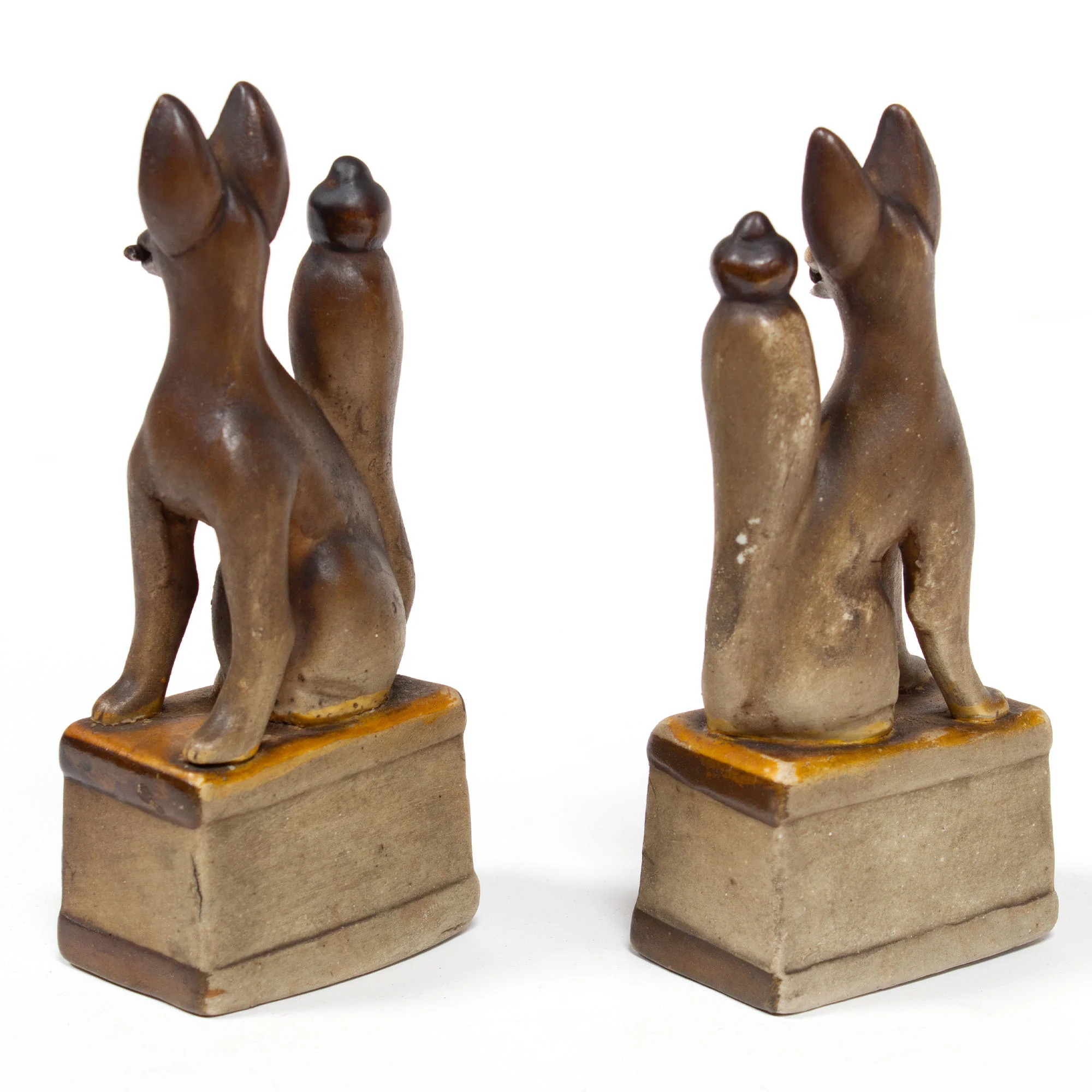 Inari Foxes |  Sacred Kitsune Porcelain Figure Pair - Image 3