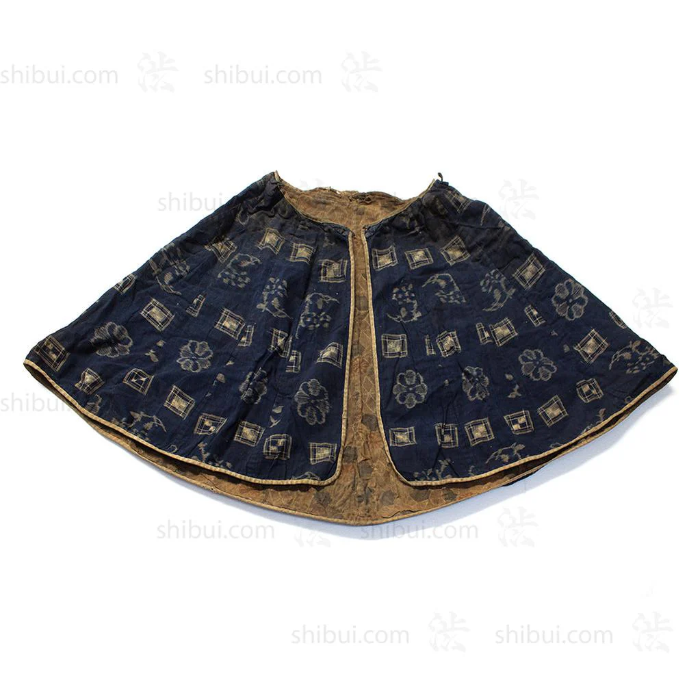 Indigo Kasuri Cape with Katazome Shibori Interior - Image 2