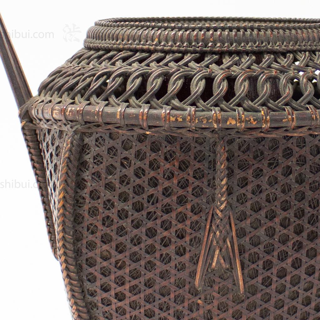 Beautifully Woven Japanese Antique Karamono style Bamboo Ikebana Flower Basket - Image 8