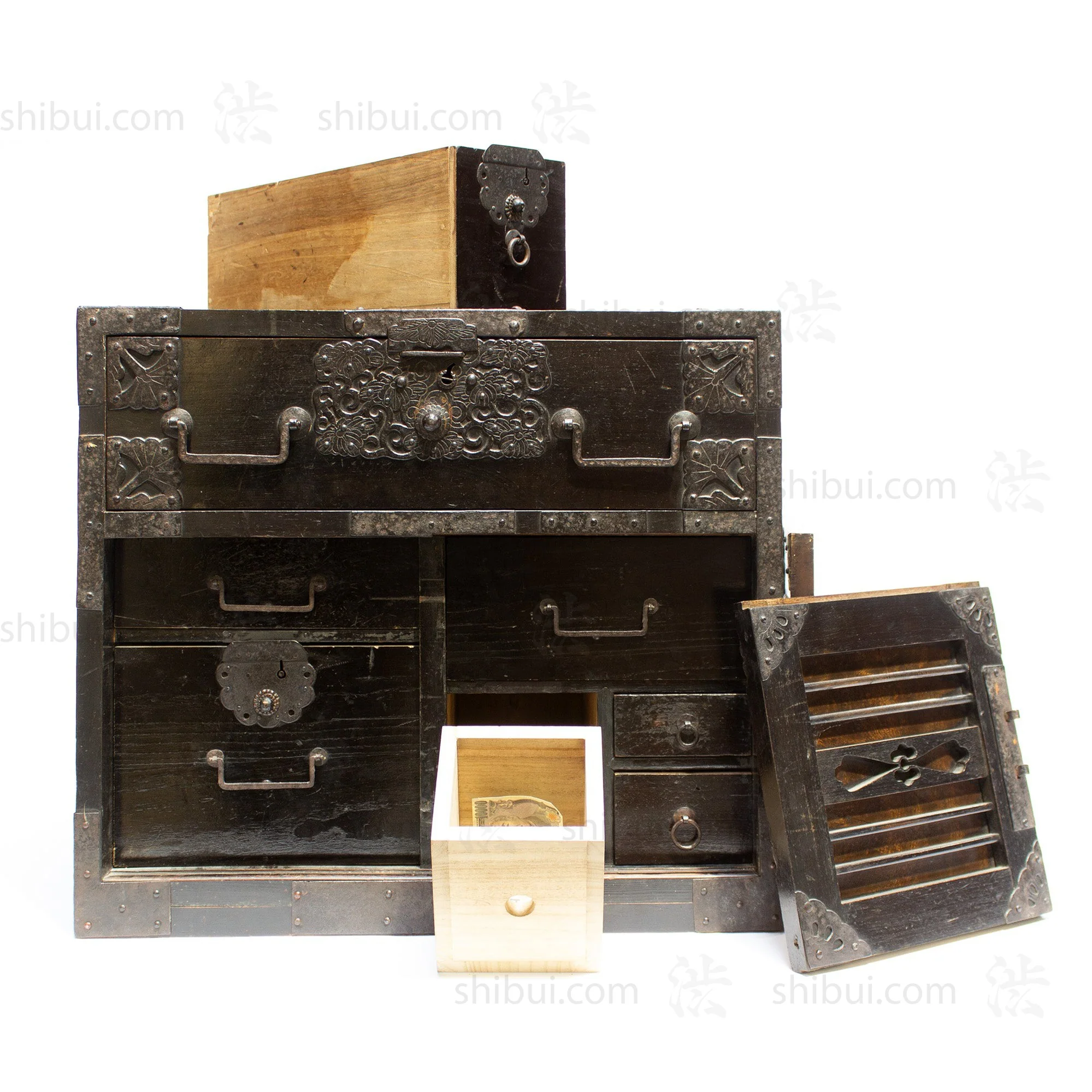 Japanese Antique Sea Captain's Chest - Image 13