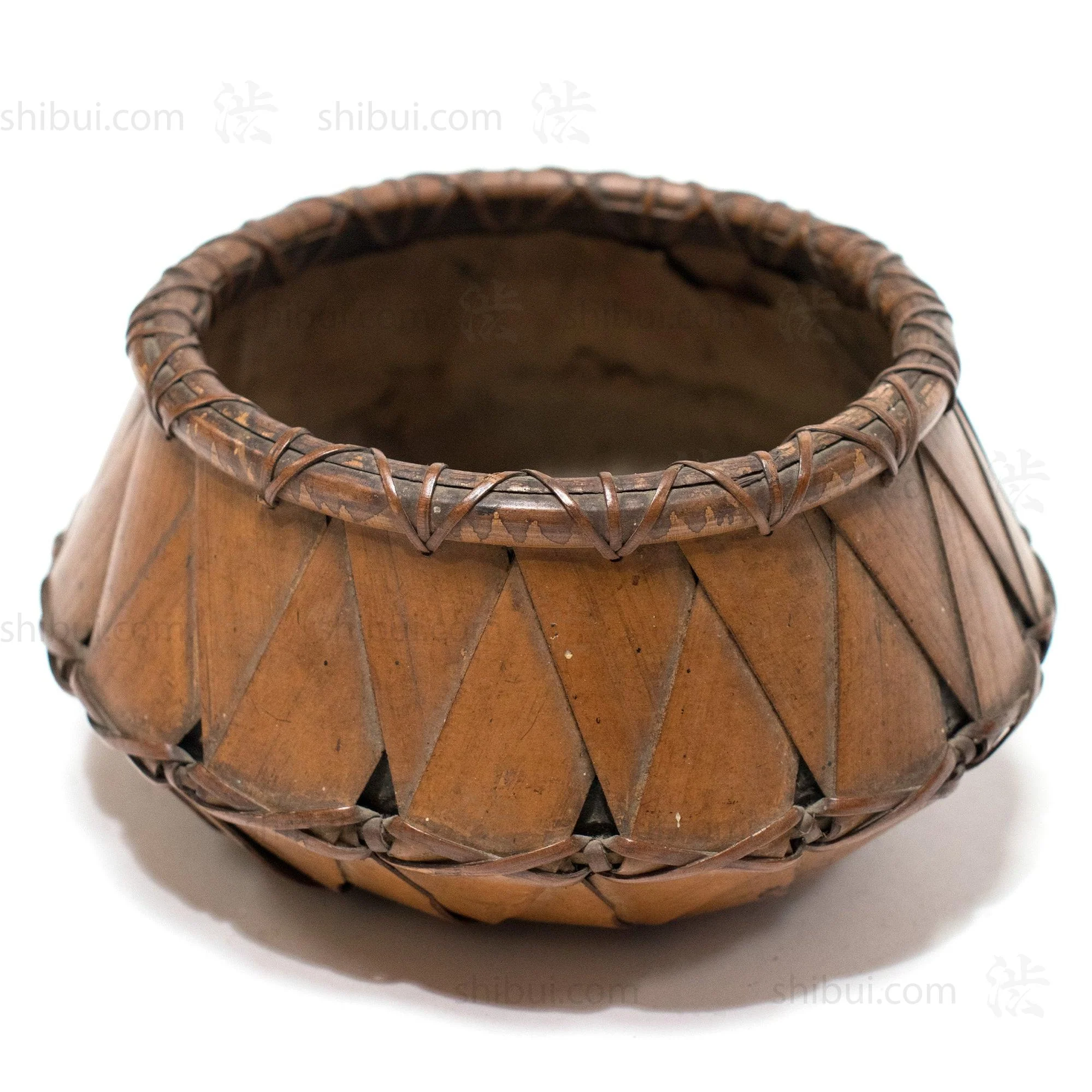 Japanese Bamboo Charcoal or Ash Basket for Tea Ceremony - Image 5