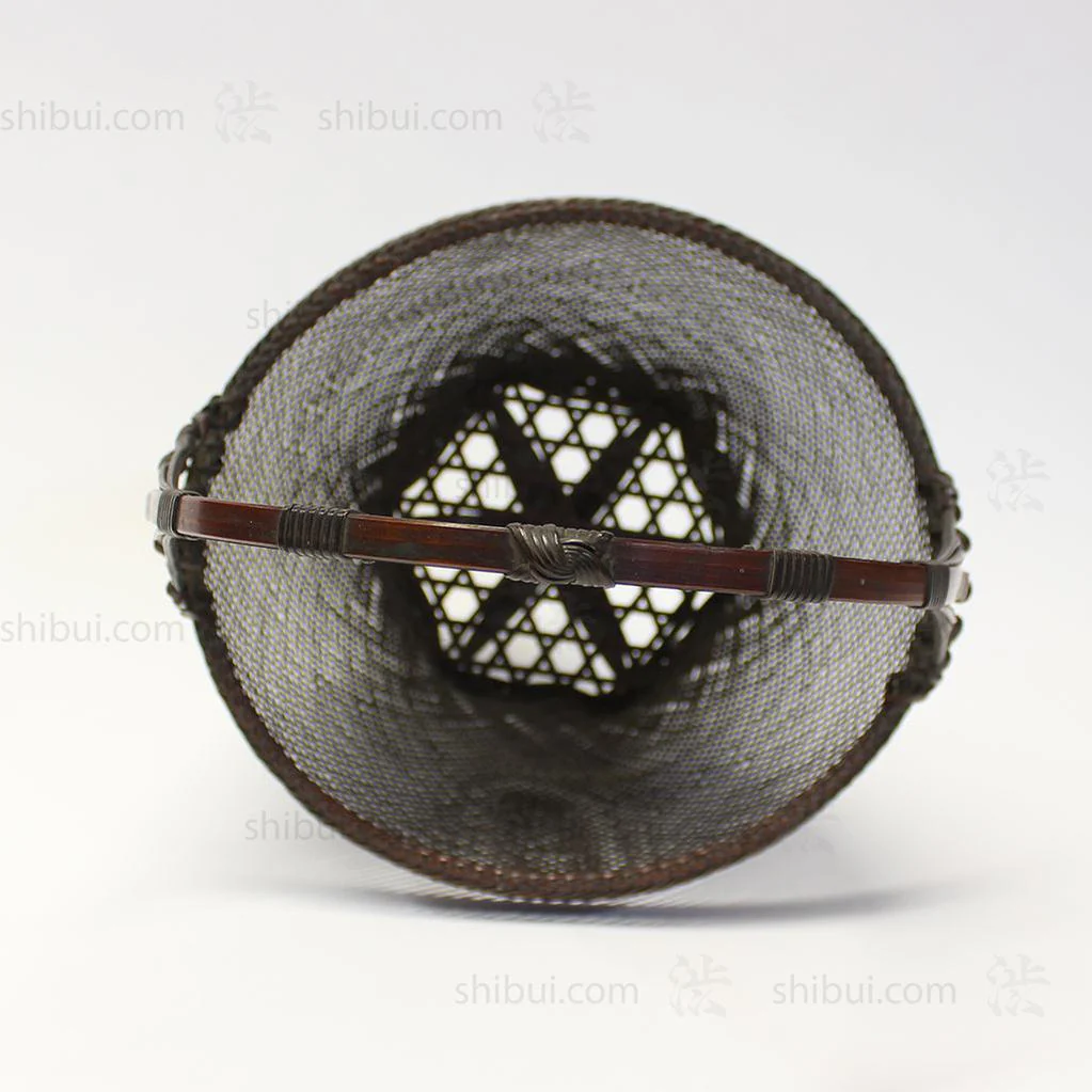Fine Japanese Karamono Style Bamboo Ikebana Flower Basket - Image 7