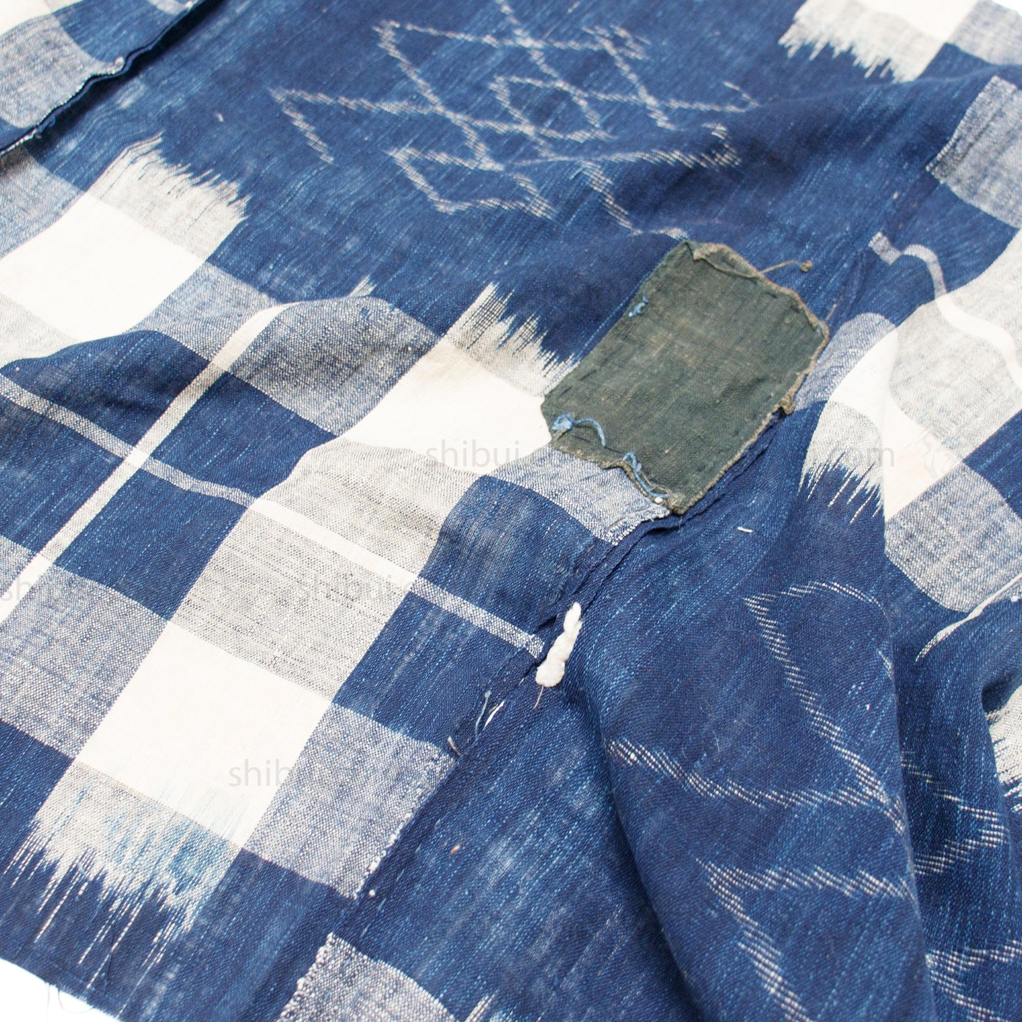Japanese Indigo Boro Kasuri Cloth with Well Crib Design - Image 6