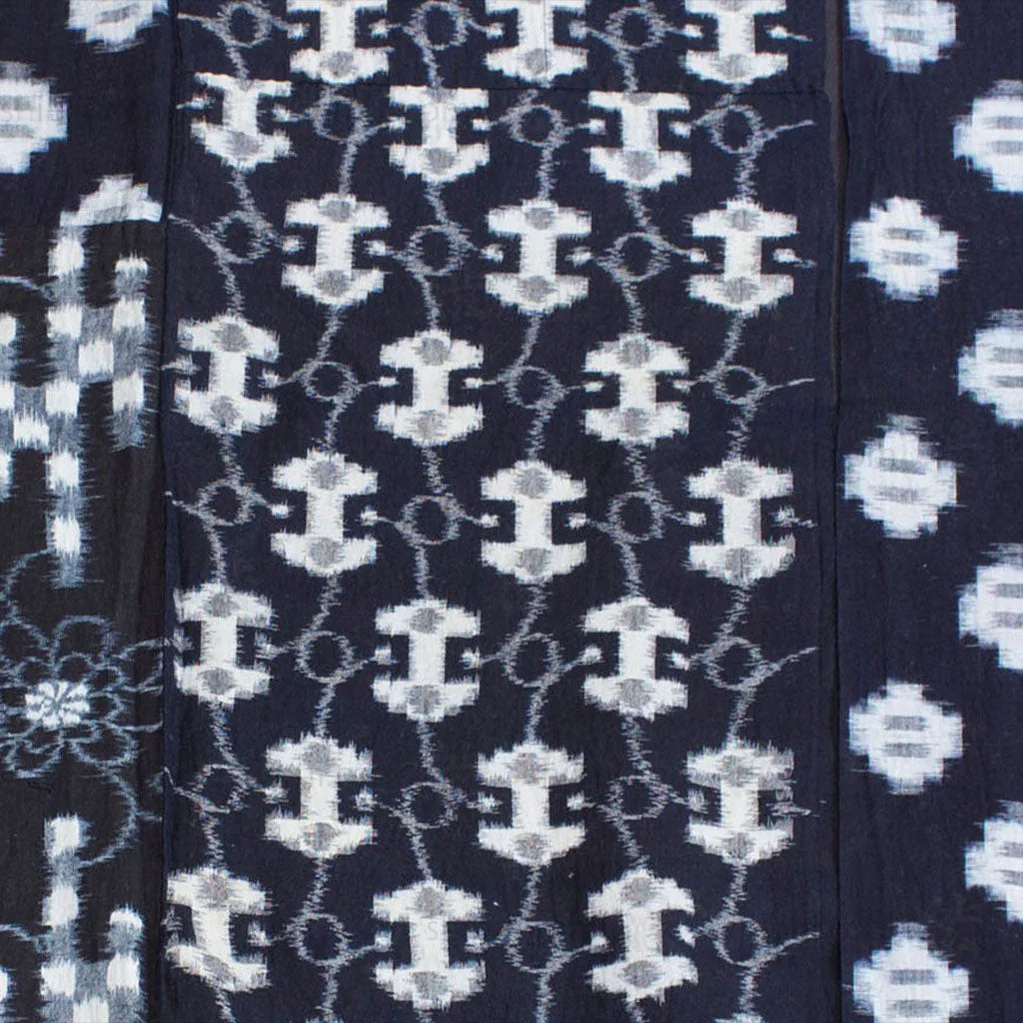Japanese Antique (19th Century) Kasuri Indigo Futon Cover | 3 Panel Bed Cover, Duvet | Indigo, Resist Dye Cotton | Geometric, Floral Pattern - Image 3