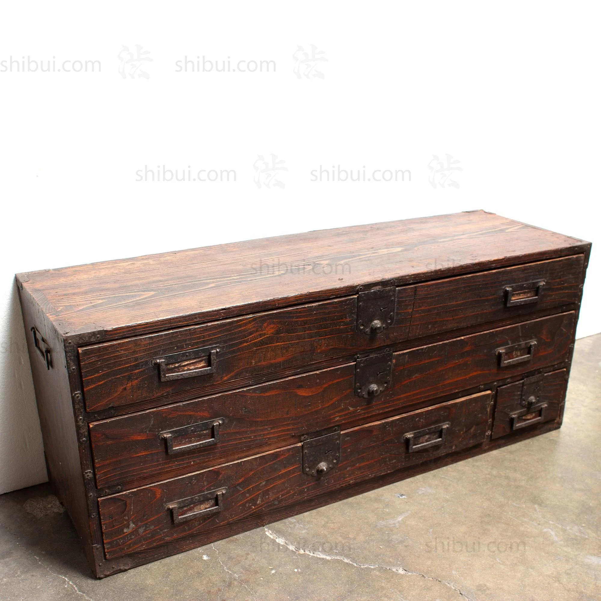 Katana Dansu | Japanese Antique Sword Chest - Image 5