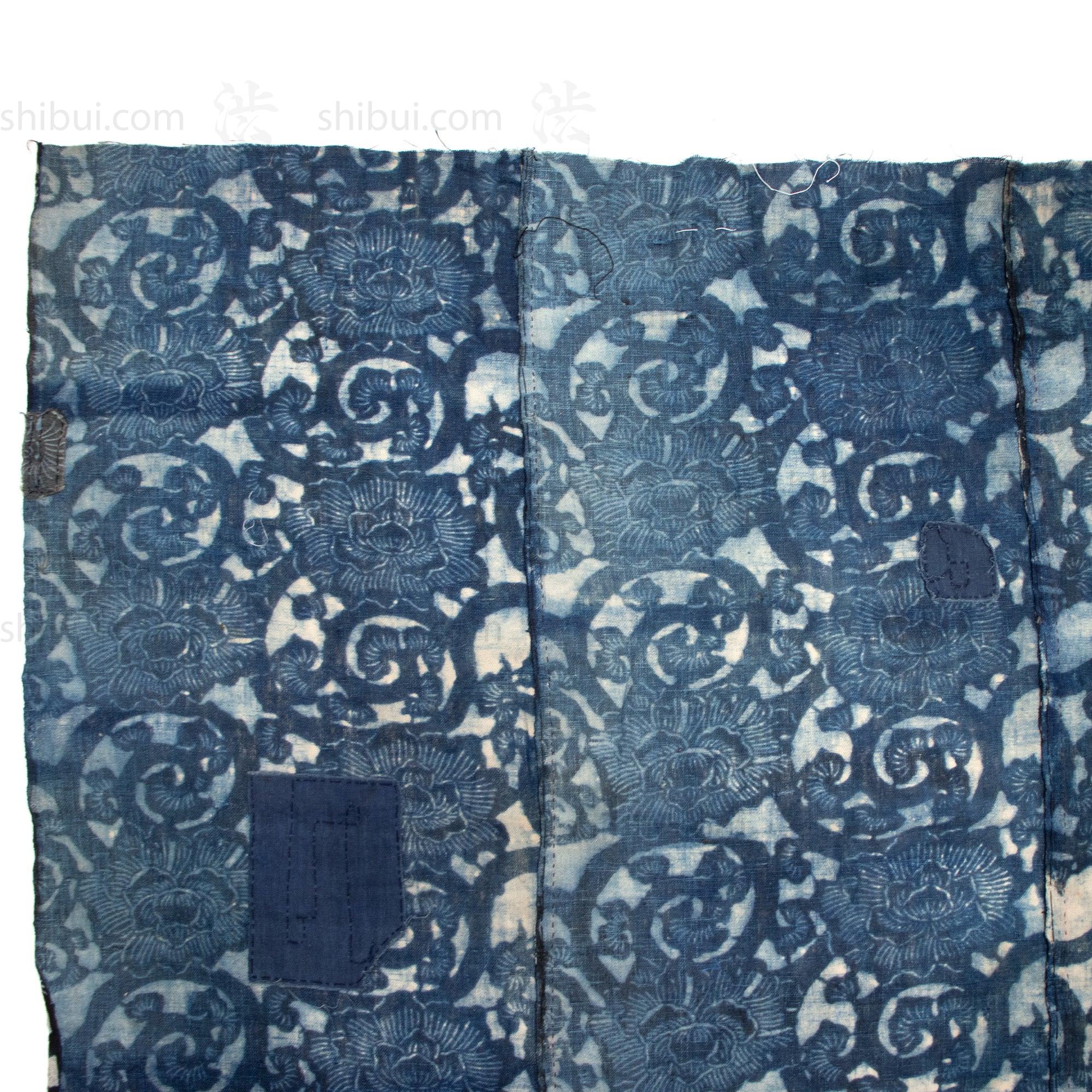 Katazome Futonji -Japanese Indigo Futon Cover with Botan Motif - Image 6