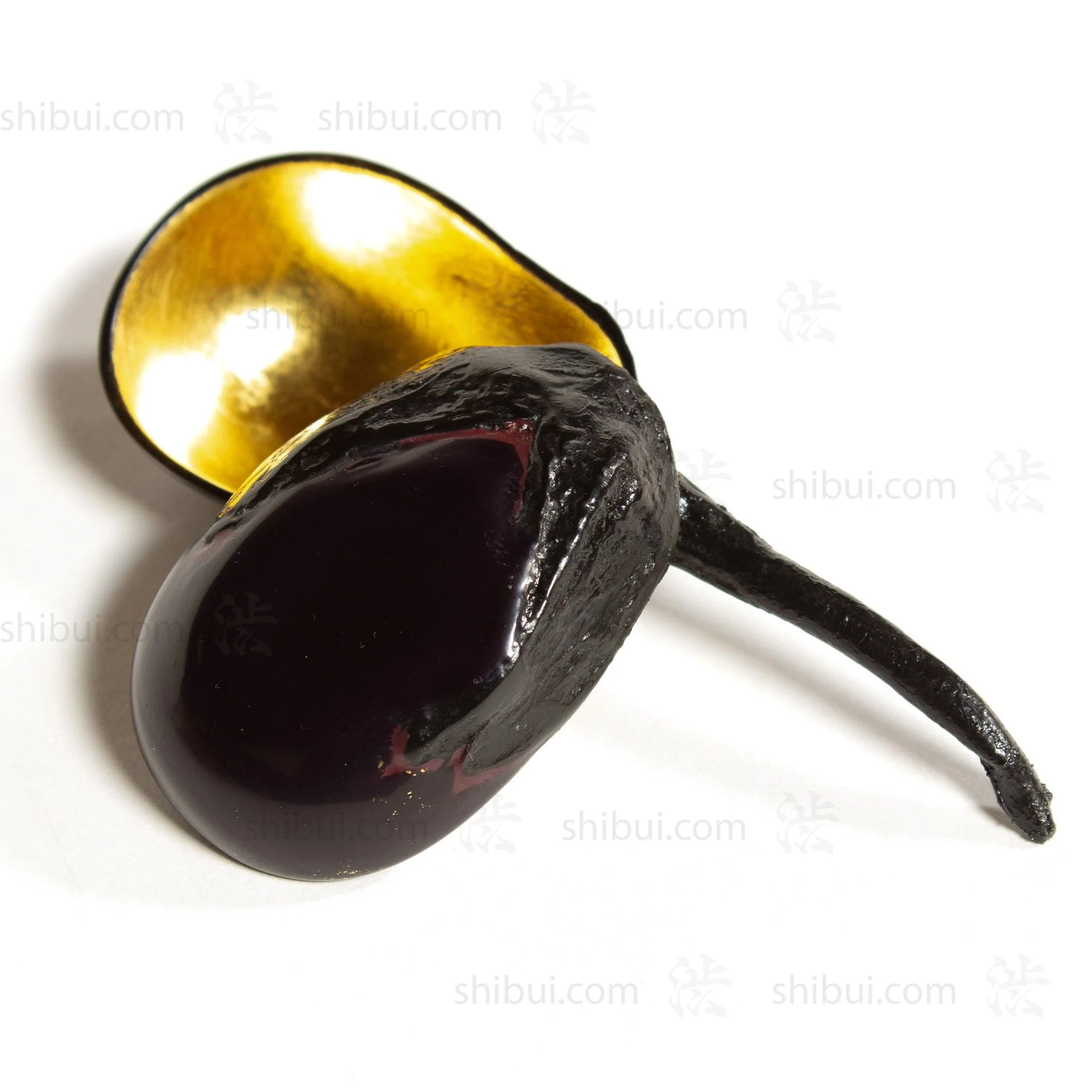 Lacquered Eggplant Kogo  | Japanese Incense Storage Container - Image 6