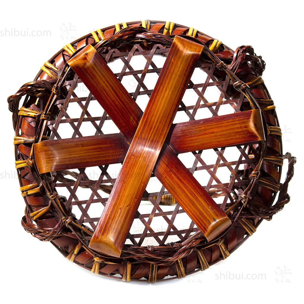 Low Japanese Bamboo Ikebana Flower Basket - Image 5