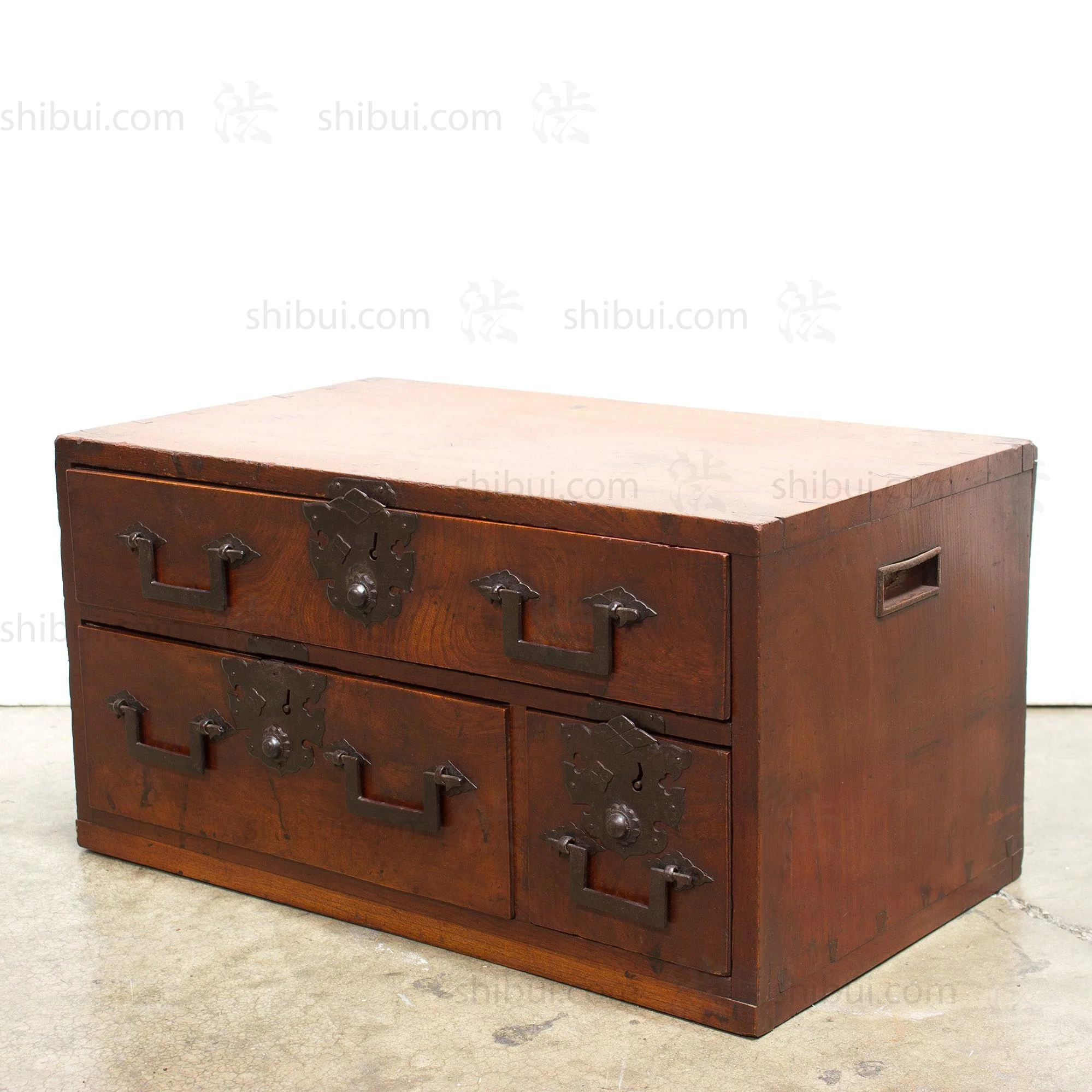 Maebako | Antique Japanese Sea Chest - Image 2