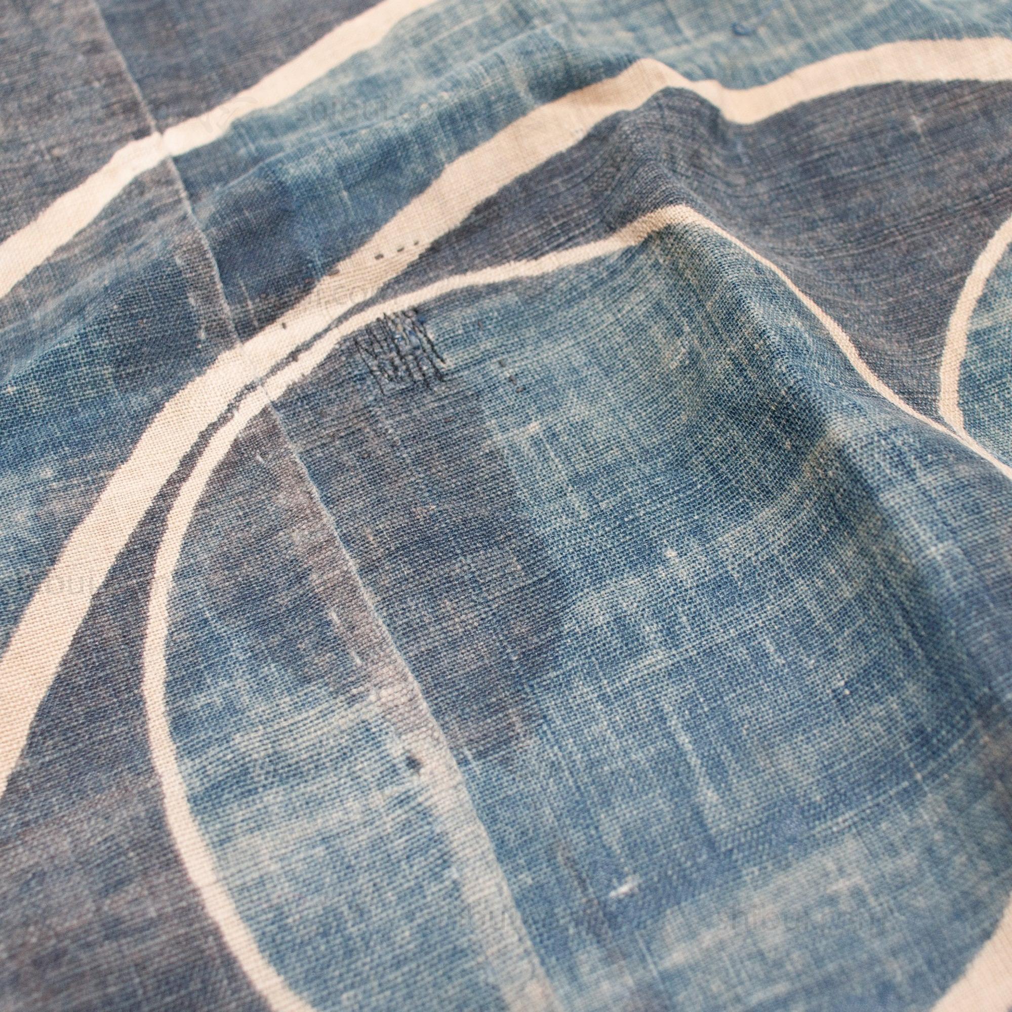Japanese Tsutsugaki Indigo Furoshiki with Mon Family Crest Motif - Image 4