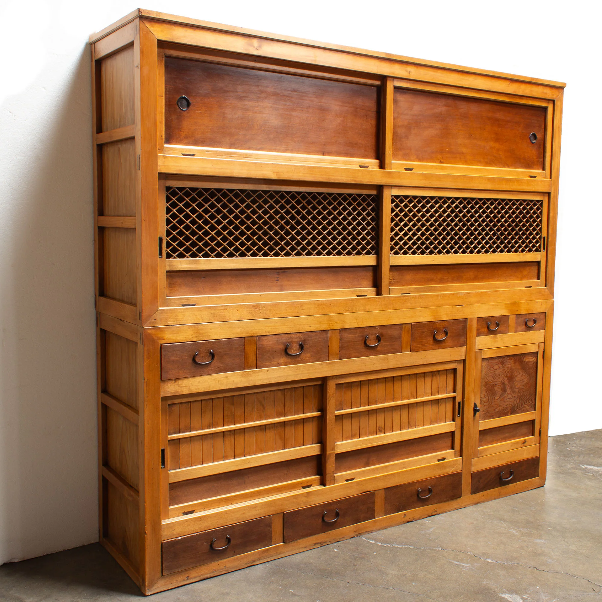 Mizuya Tansu from Gifu Pref| Japanese Antique Cabinet | 6' Width, 2 Section - Image 6