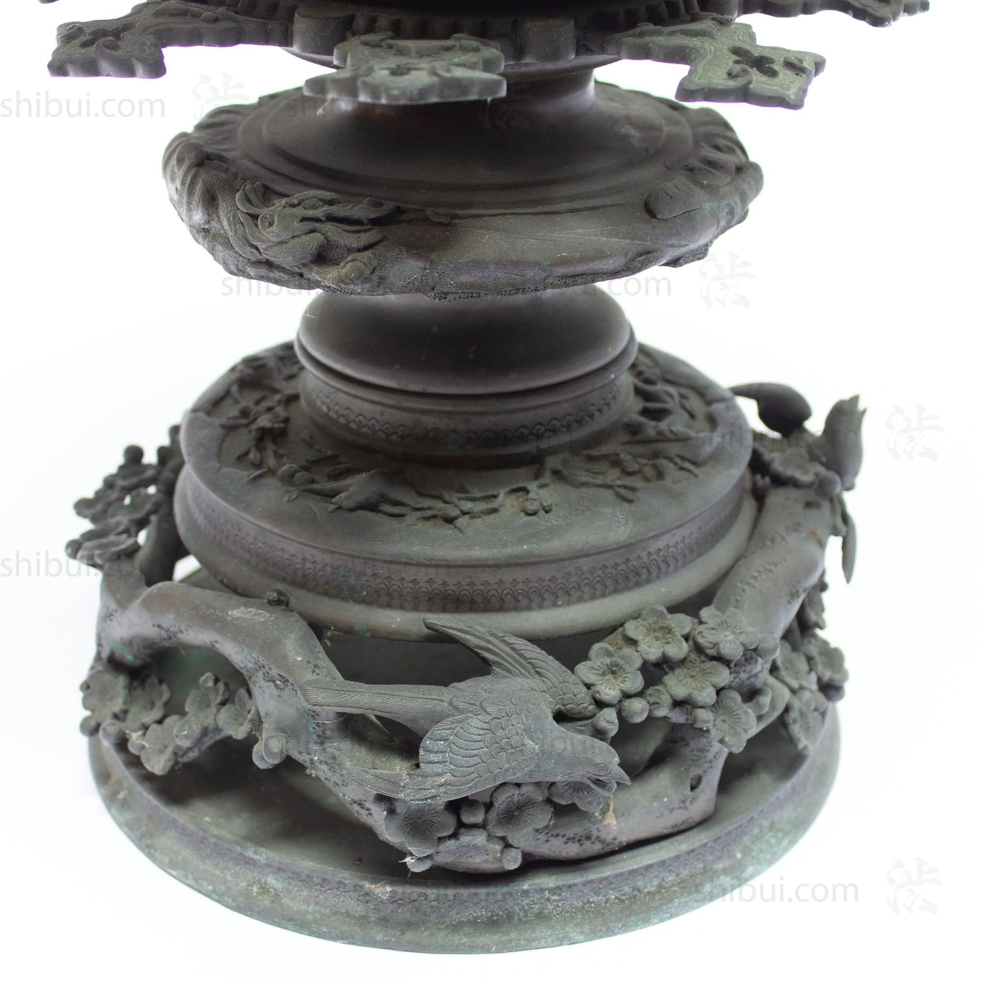 Multi-Part Japanese Bronze Ornate Temple Usubata Vase - Image 4