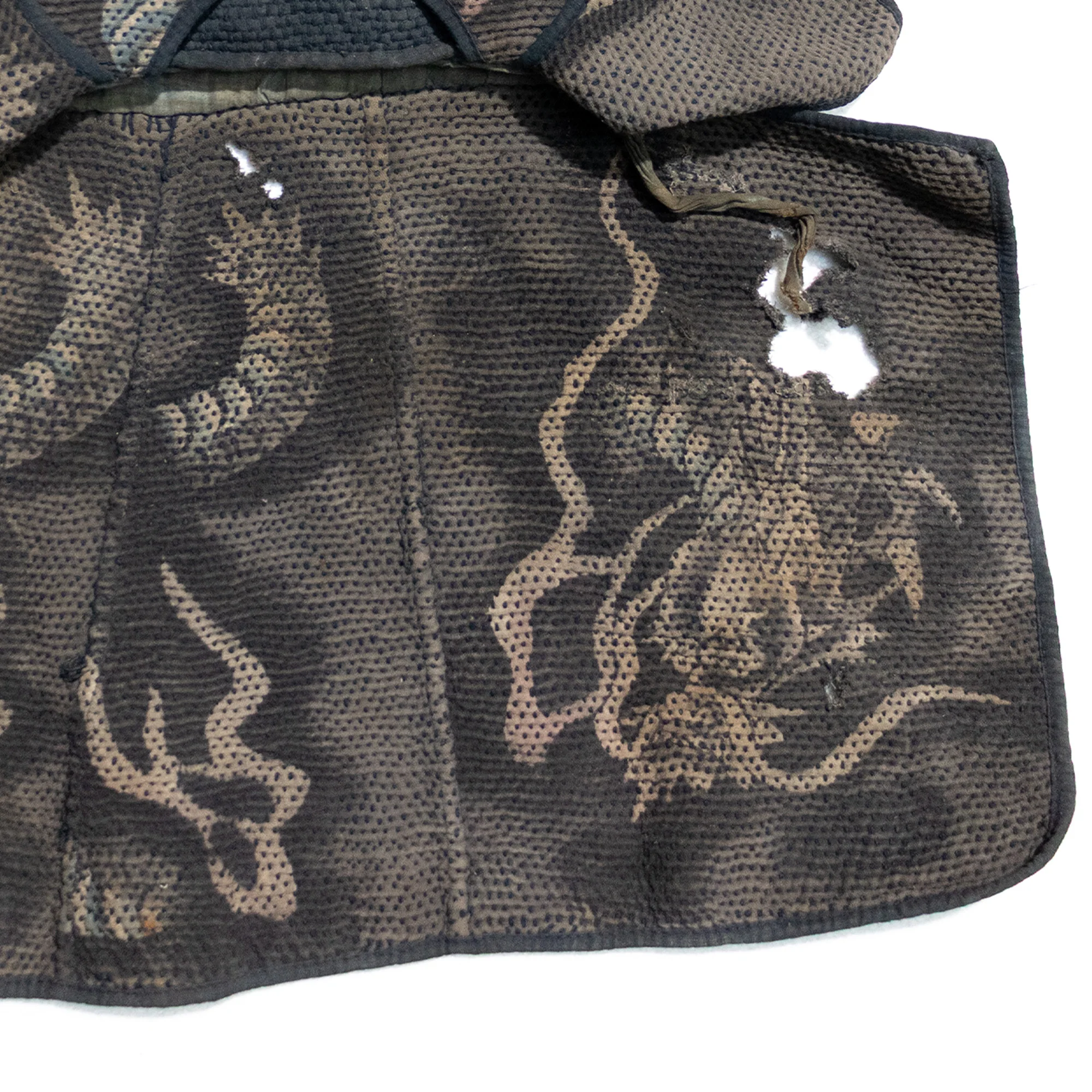 Sashiko Fireman's Hat with Tsutsugaki Dragon Interior - Image 2