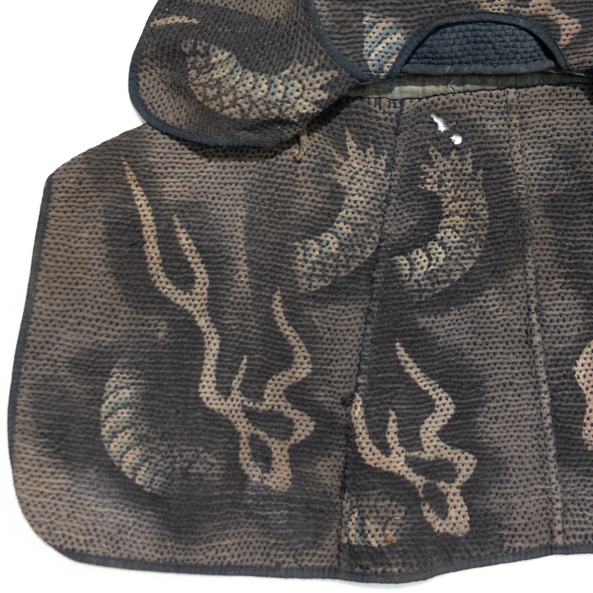 Sashiko Fireman's Hat with Tsutsugaki Dragon Interior - Image 3