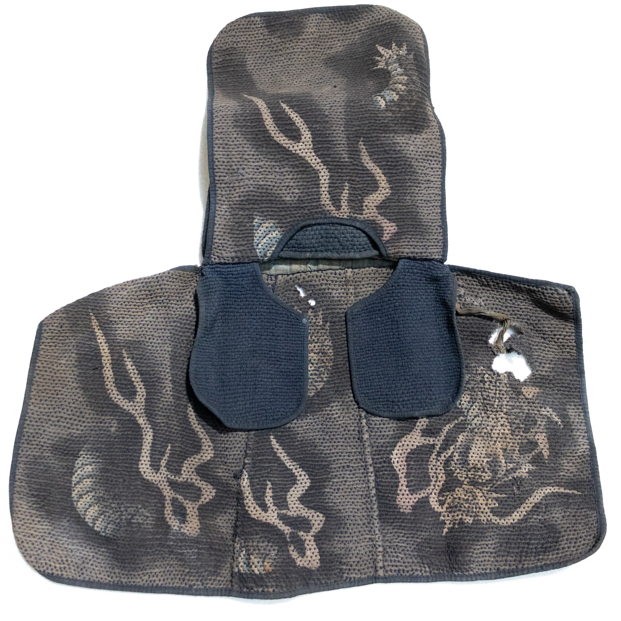 Sashiko Fireman's Hat with Tsutsugaki Dragon Interior - Image 6