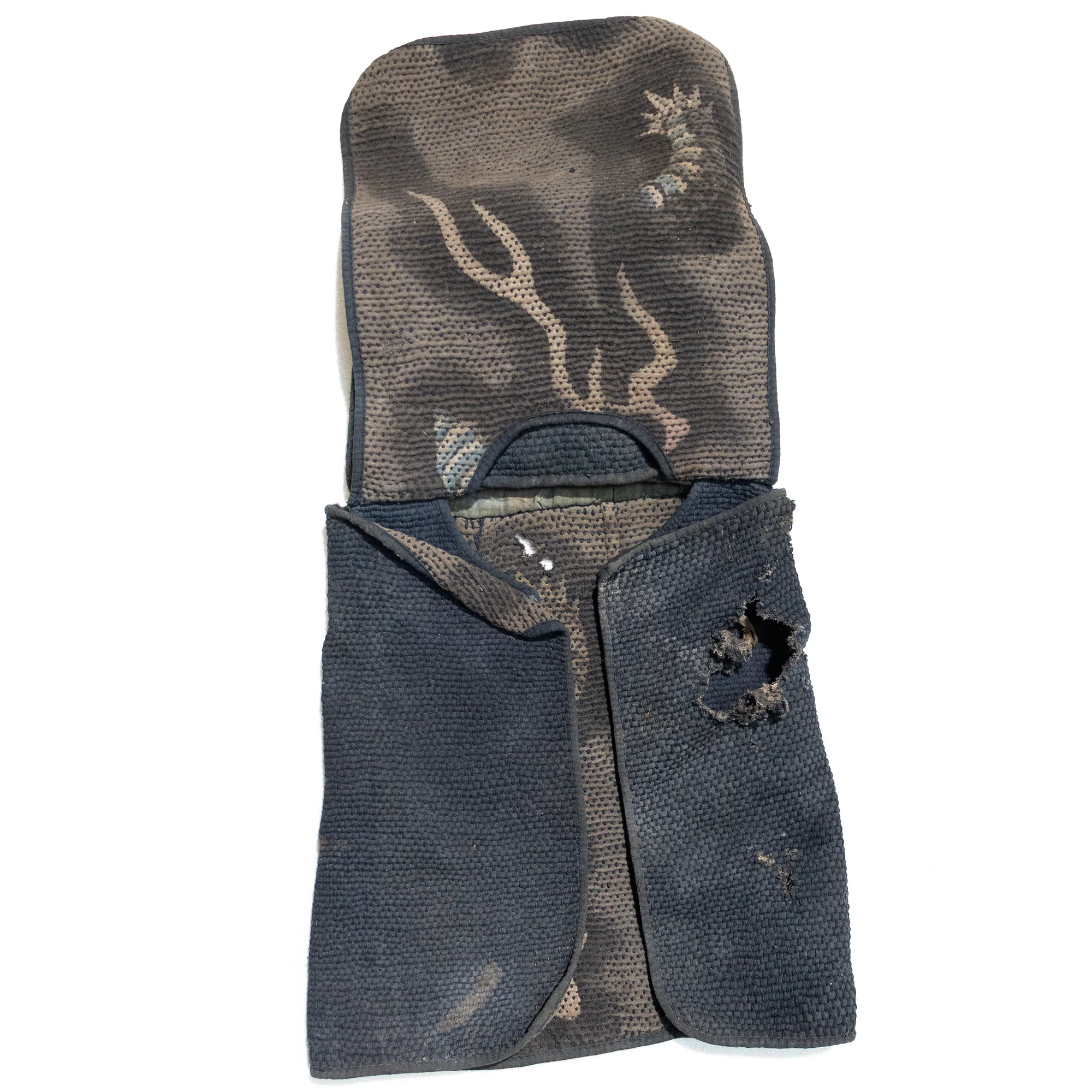 Sashiko Fireman's Hat with Tsutsugaki Dragon Interior - Image 7