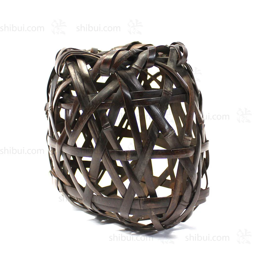 Signed Wall Basket by Chikuunsai II - Image 2