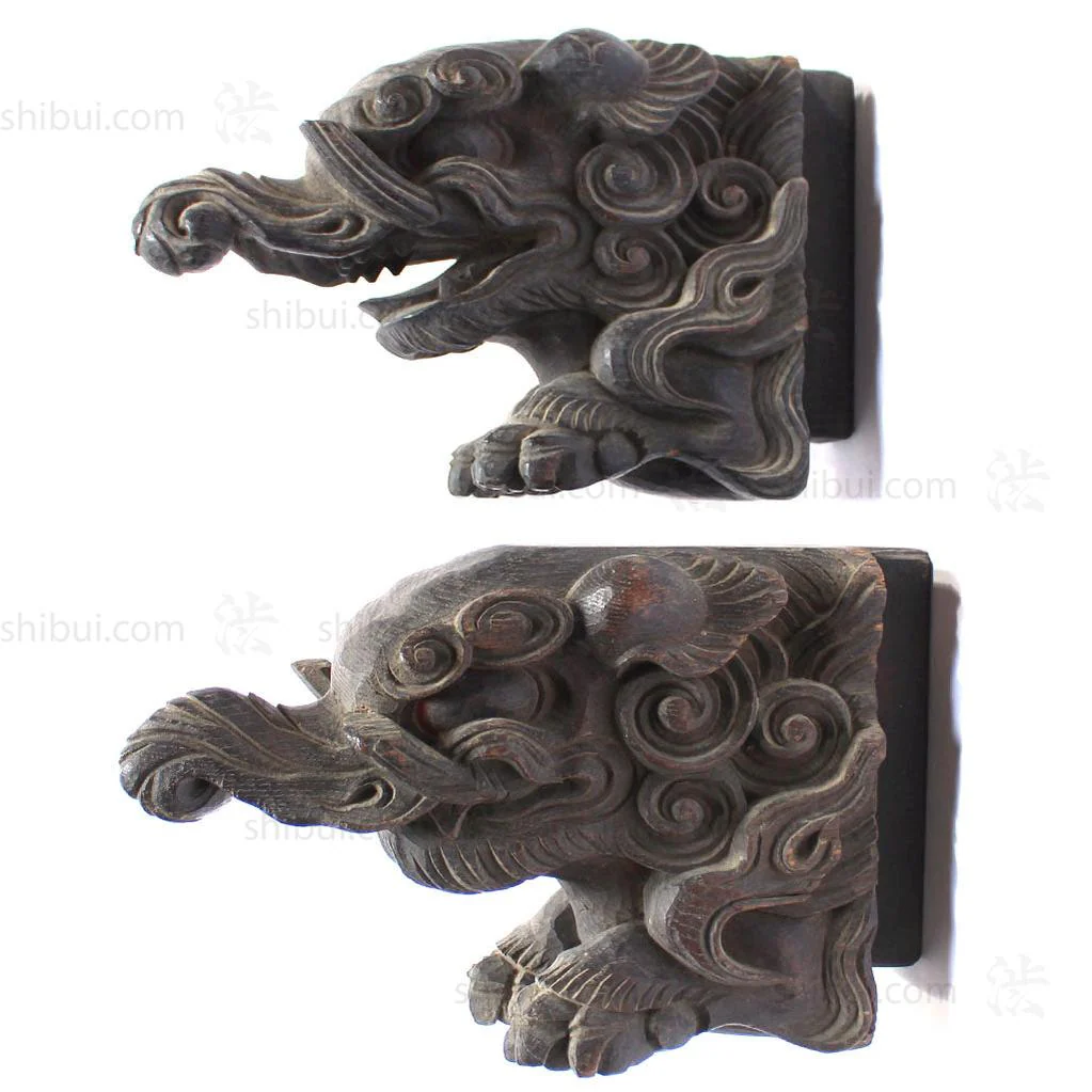 Small Pair of Japanese Antique Hand Carved Hardwood Baku Carvings - Image 4