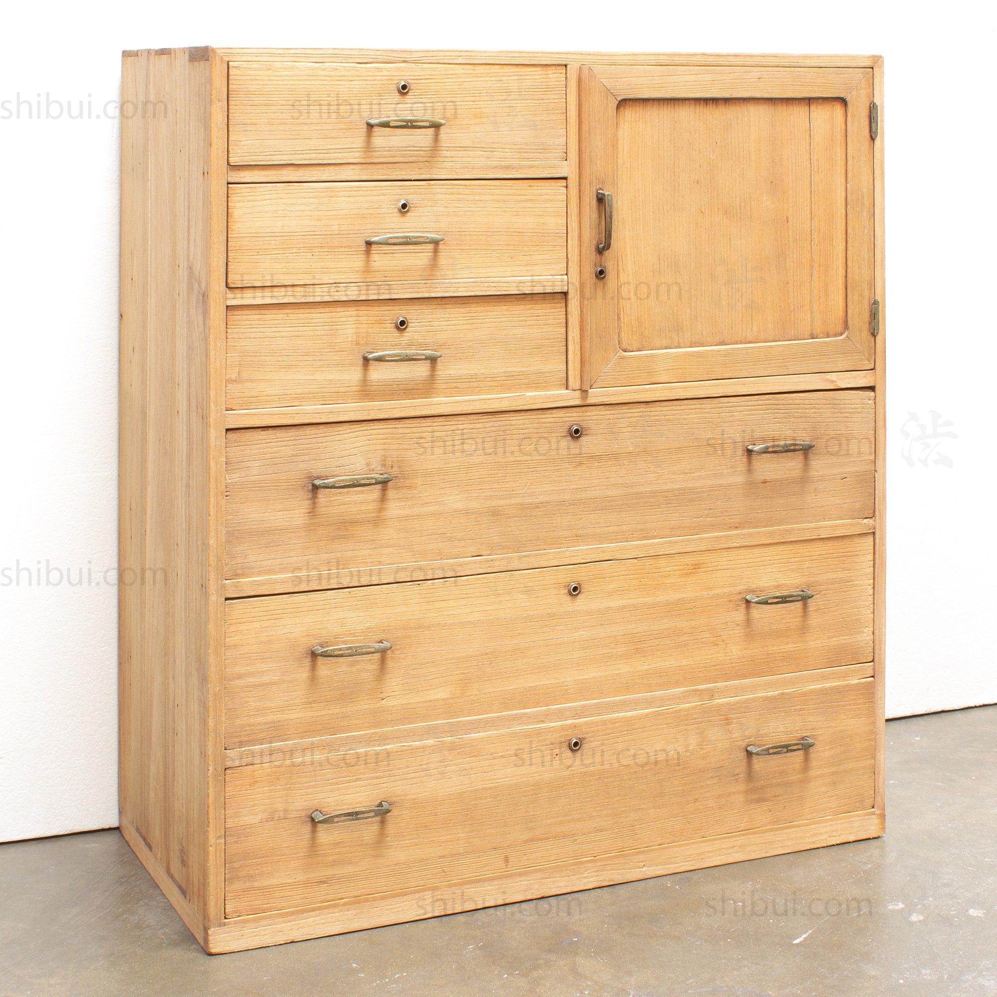 Taisho Kiri Tansu |  Tansu Clothing Chest - Image 4