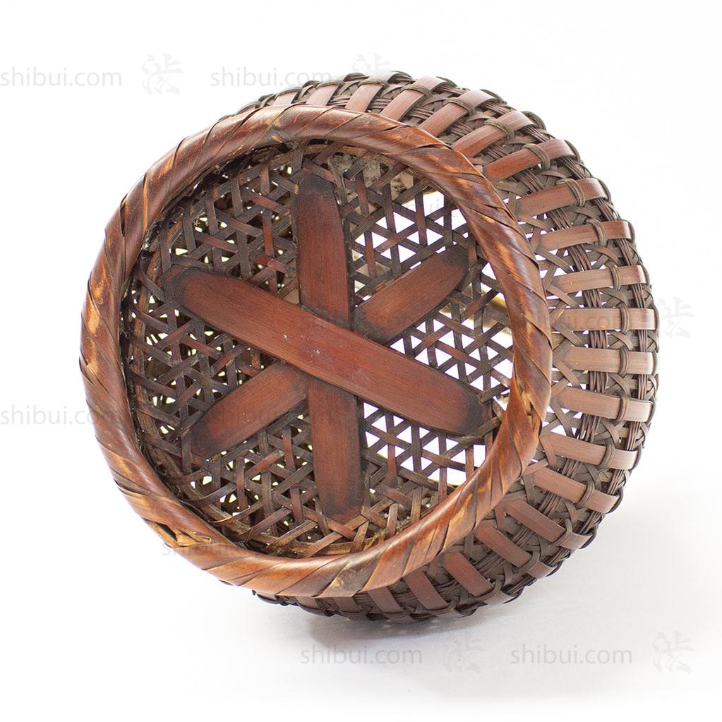 Slated Ikebana Basket with Bamboo Root Handle - Image 4