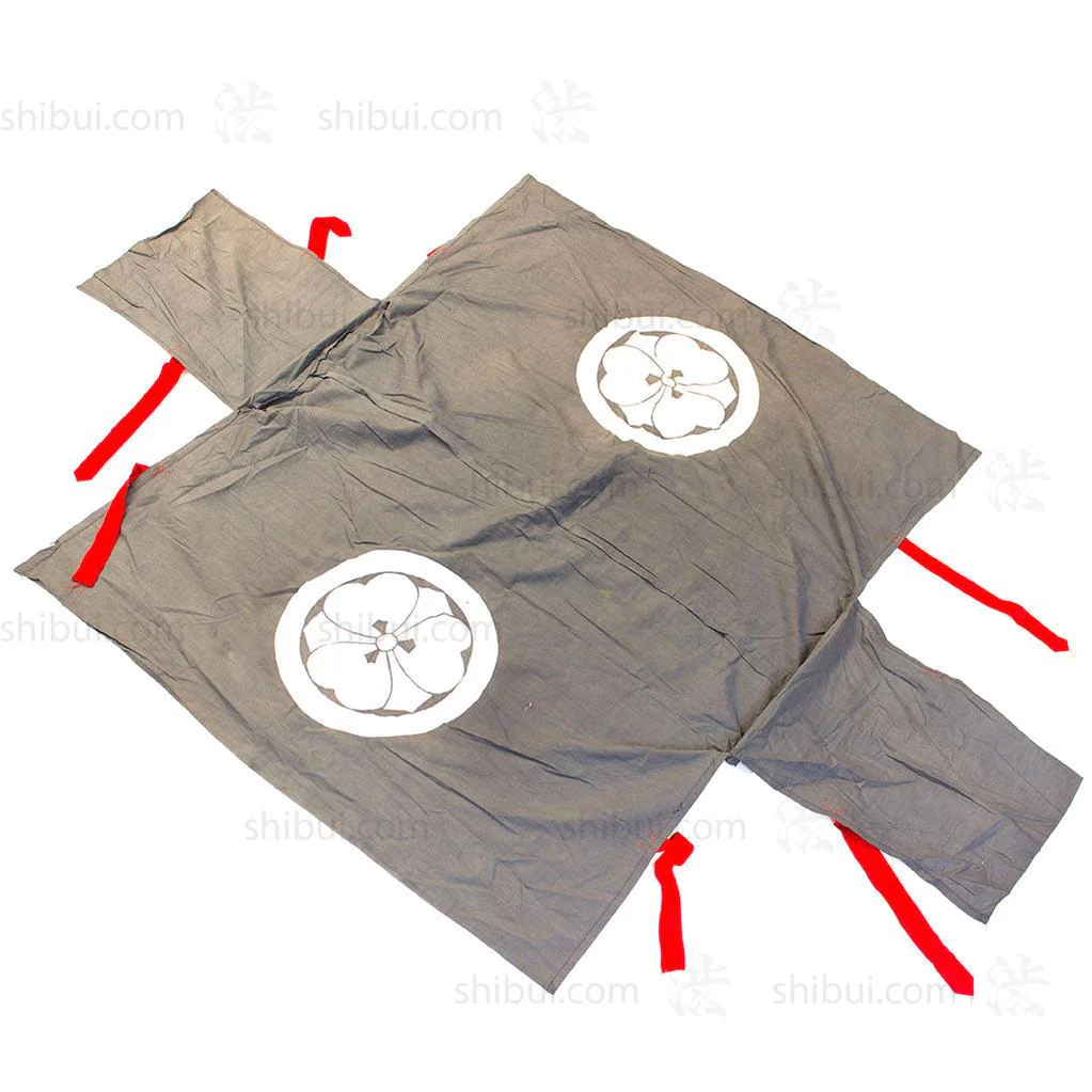 Tansu Textile Cover - Image 2