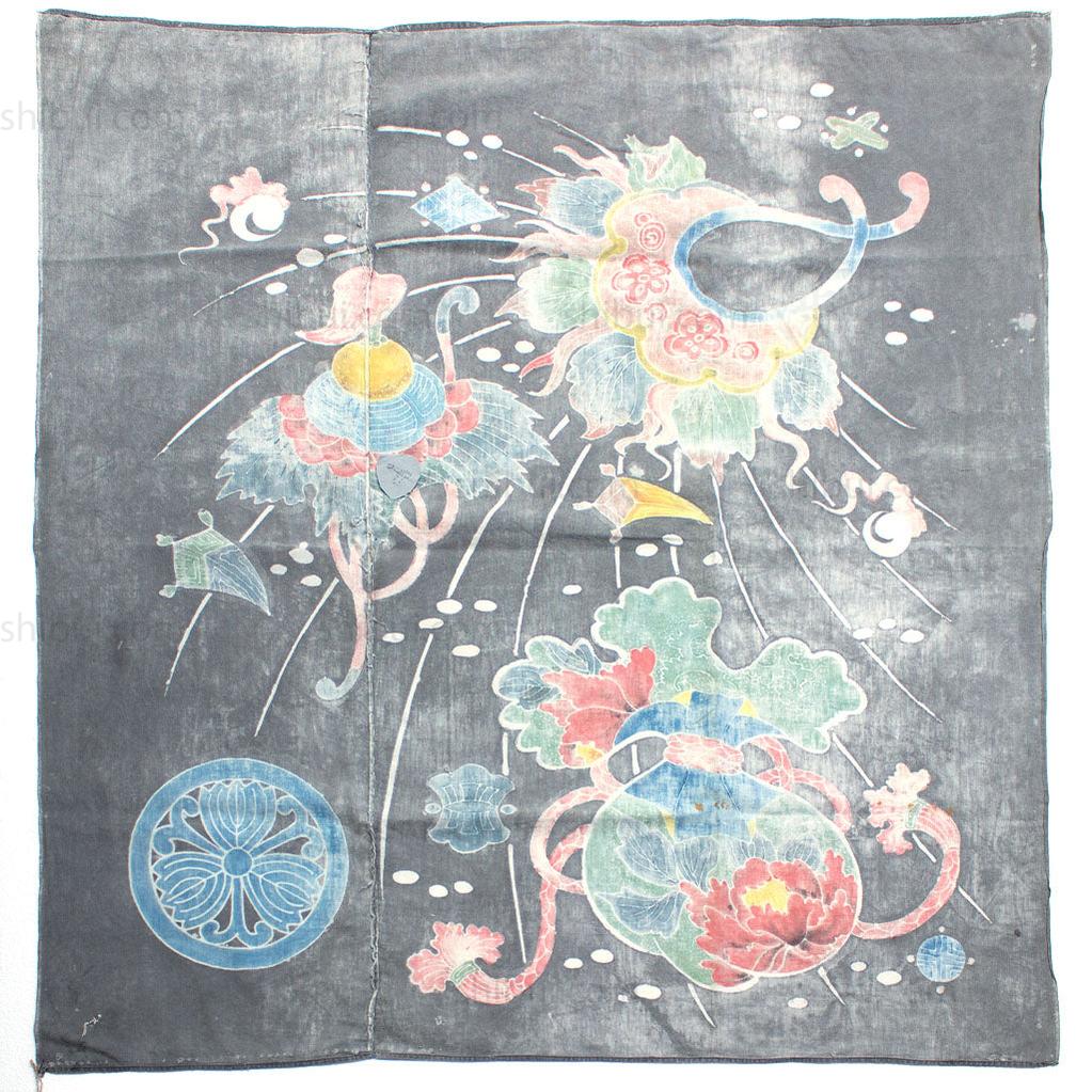 Tsutsugaki Furoshiki with Lucky Symbols - Image 4