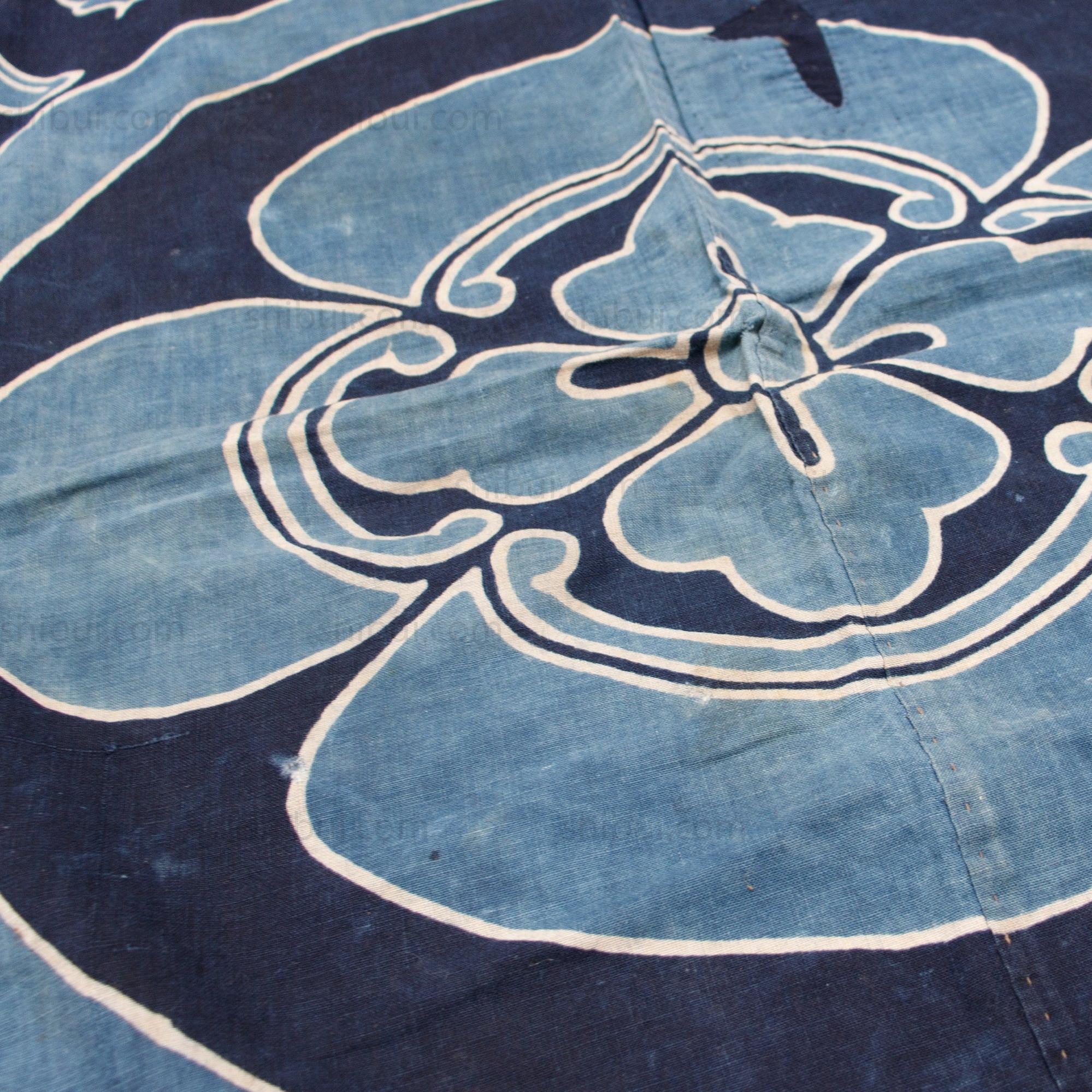 Tsutsugaki Furoshiki | Japanese Indigo - Image 2