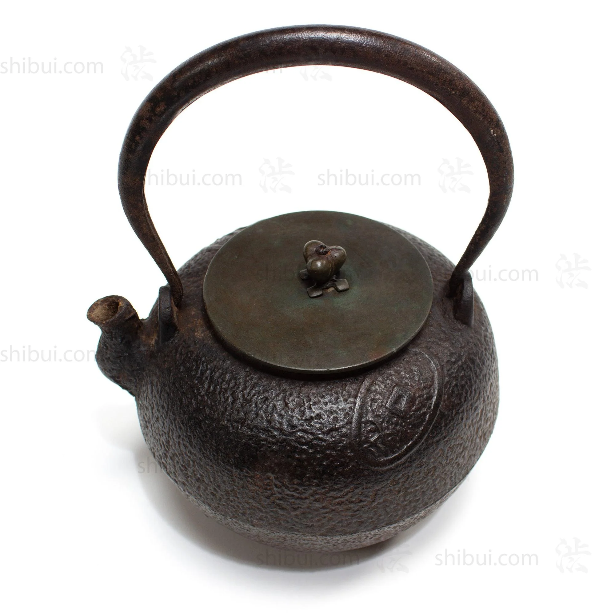 Tetsubin | Japanese Iron Kettle with Coin Motif - Image 10